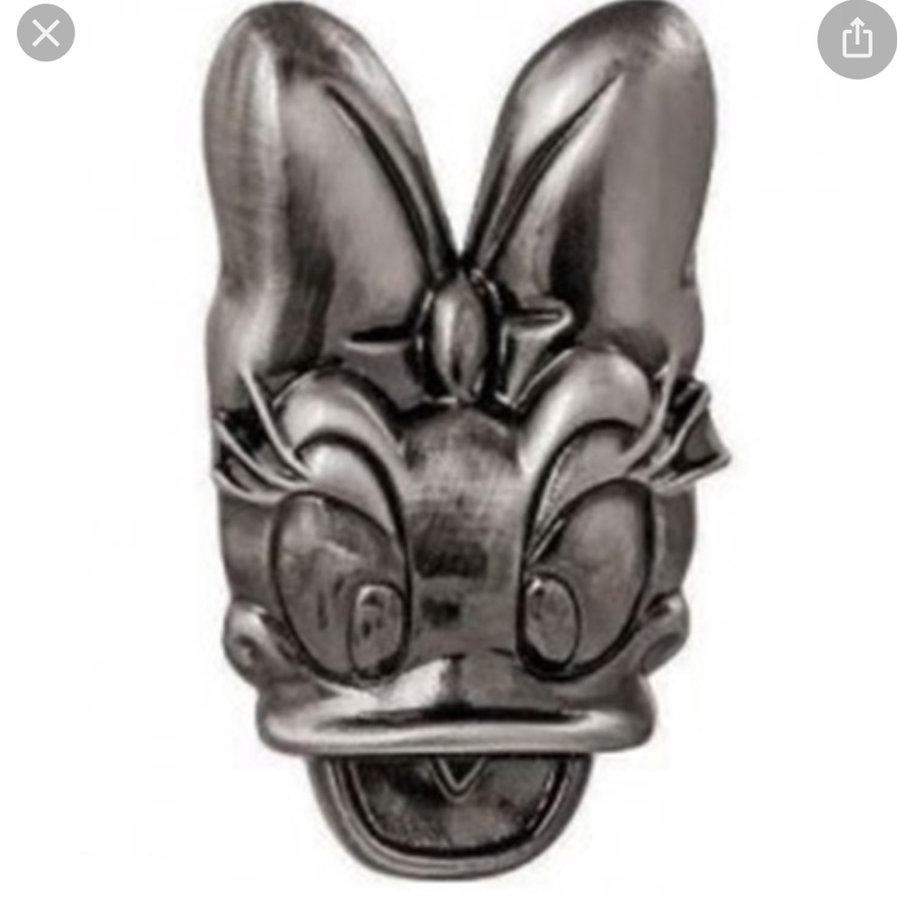 NWT Disney Daisy Duck Pewter Pin - Picture 2 of 6